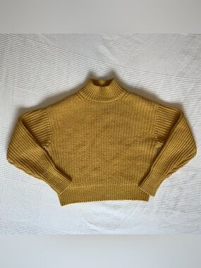 Uniqlo Low-Gauge Knit Mock Neck Sweater Yellow Womens Size S